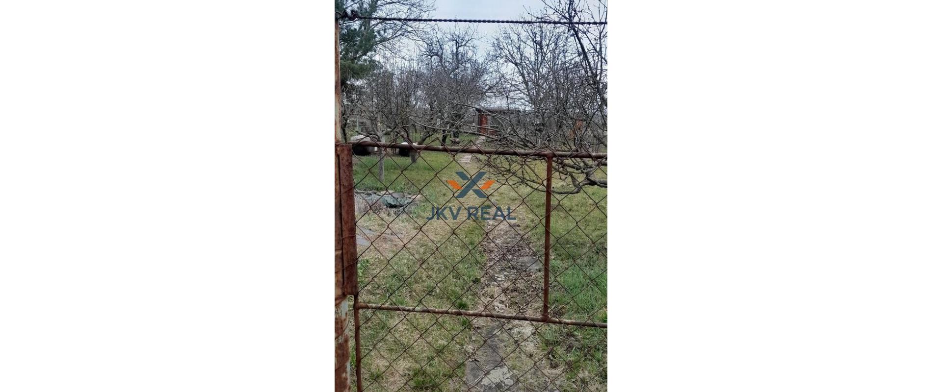 Na predaj záhrada v Štúrove v časti Tyúkfarom.
