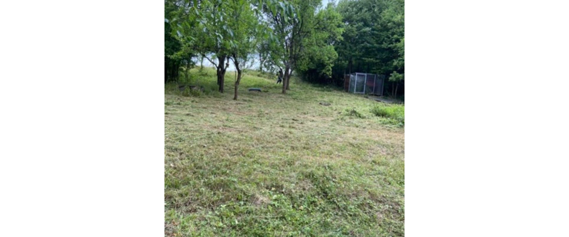 REKREAČNÝ POZEMOK 4000m2 S MOBILNÝM DOMČEKOM  BUKOVEC okr.Myjava