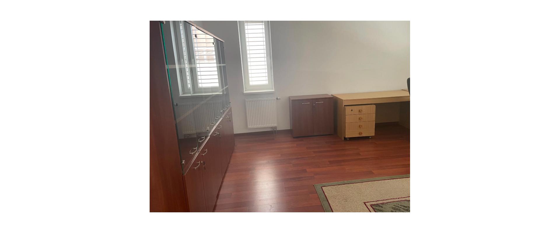 Na prenájom slnečný 2-izbový byt Nové Mesto na ulici Klenová