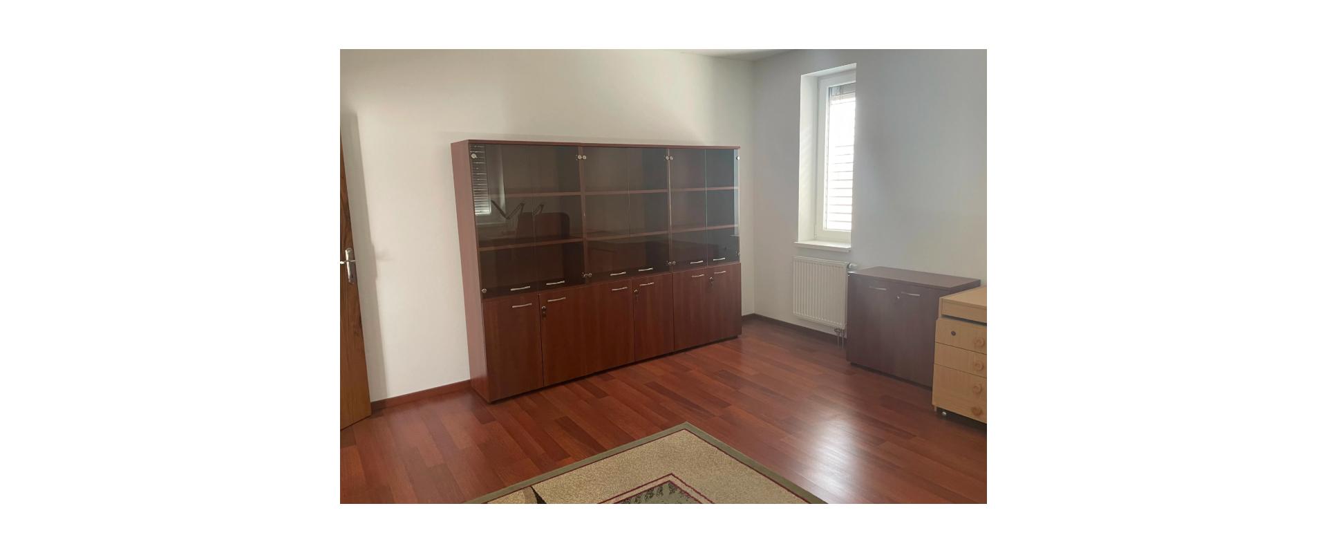 Na prenájom slnečný 2-izbový byt Nové Mesto na ulici Klenová