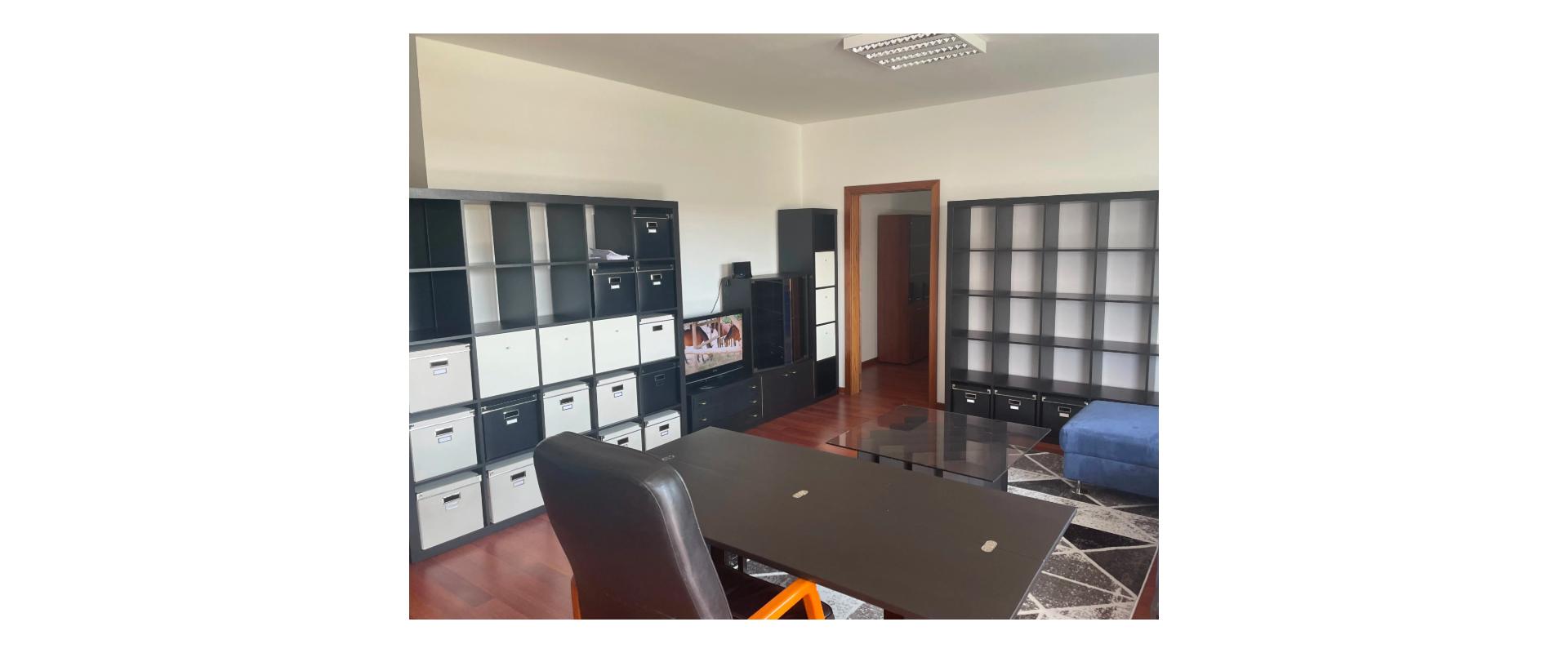 Na prenájom slnečný 2-izbový byt Nové Mesto na ulici Klenová