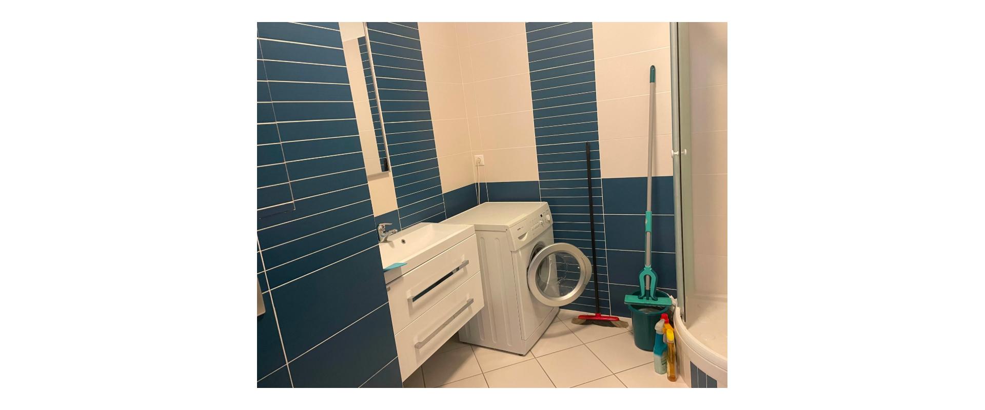 Na prenájom slnečný 2-izbový byt Nové Mesto na ulici Klenová