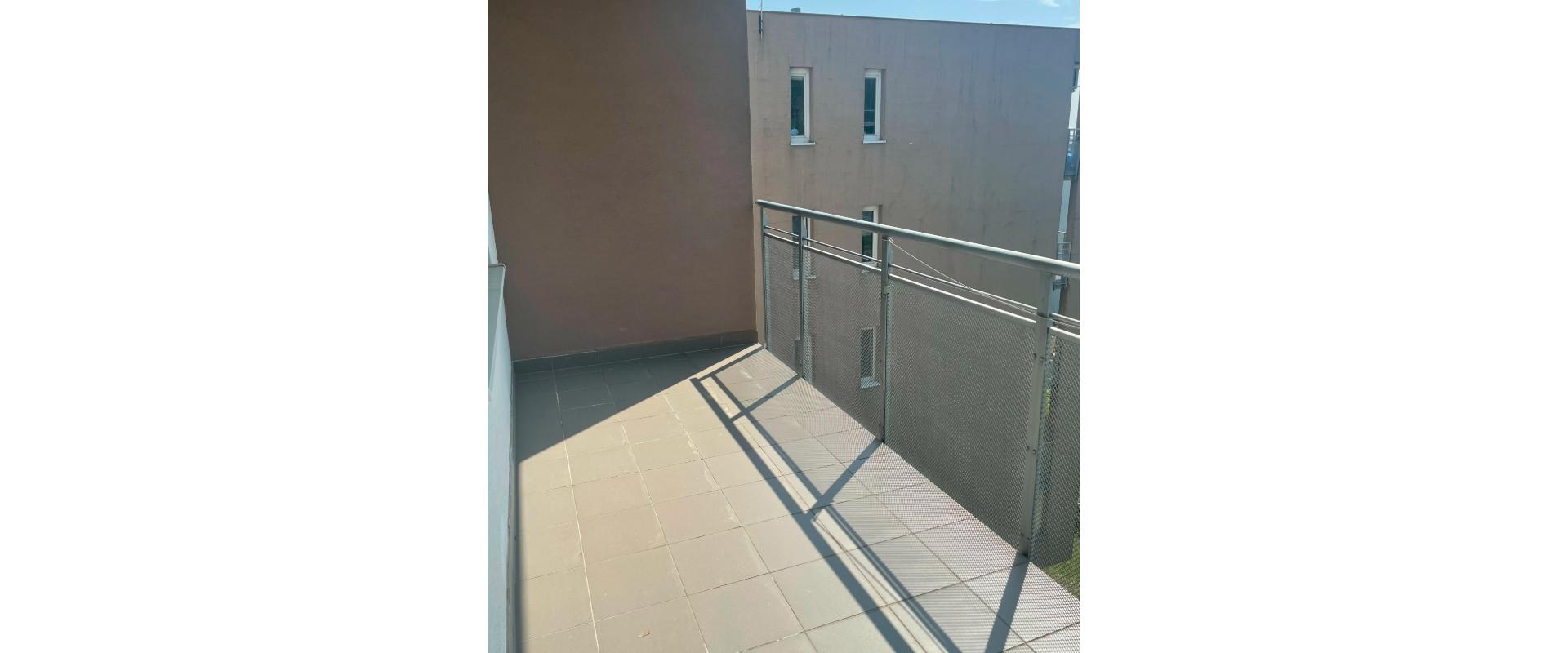 Na prenájom slnečný 2-izbový byt Nové Mesto na ulici Klenová