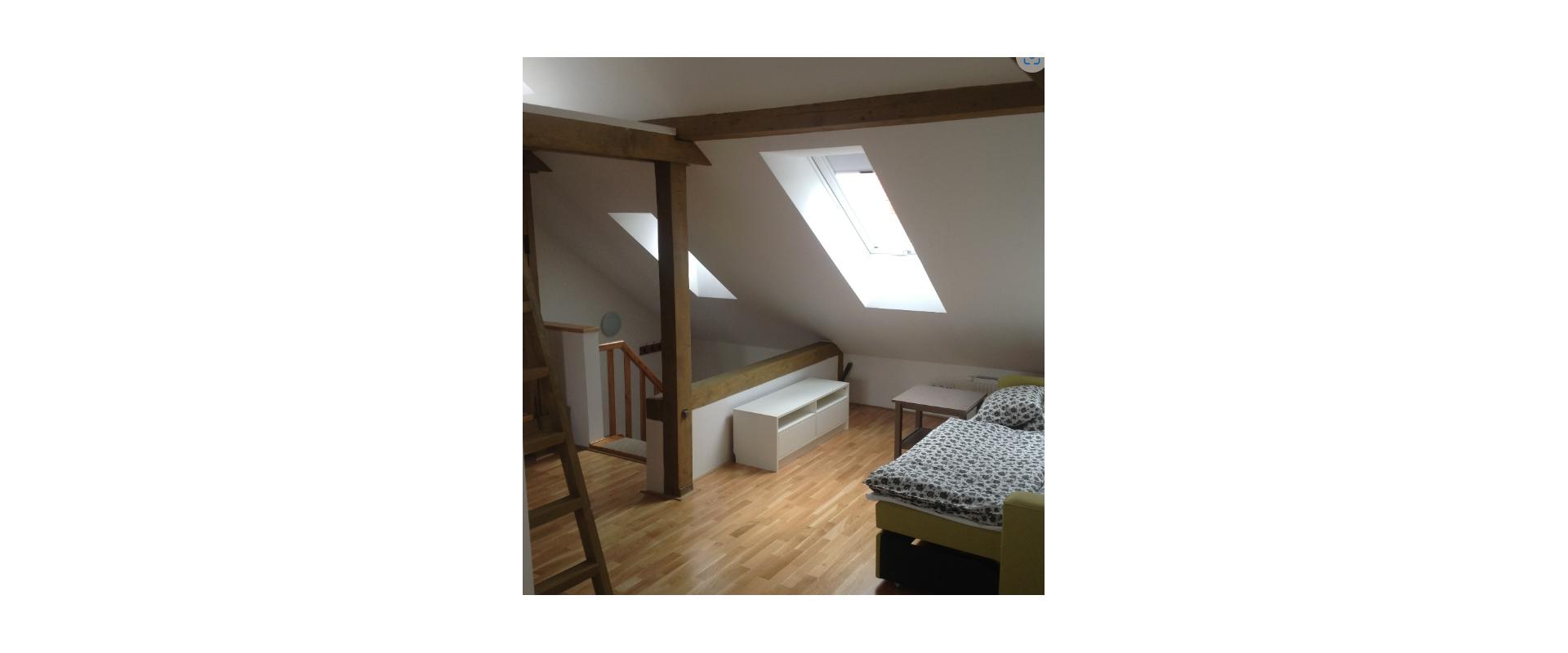 Na prenájom slnečný 1- izbový byt v Bratislave časť Nové Mesto