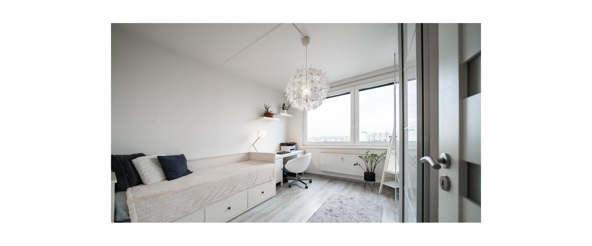 Na predaj 4 izbový byt v Novej Dubnici po kompletnej rekonštrukcii