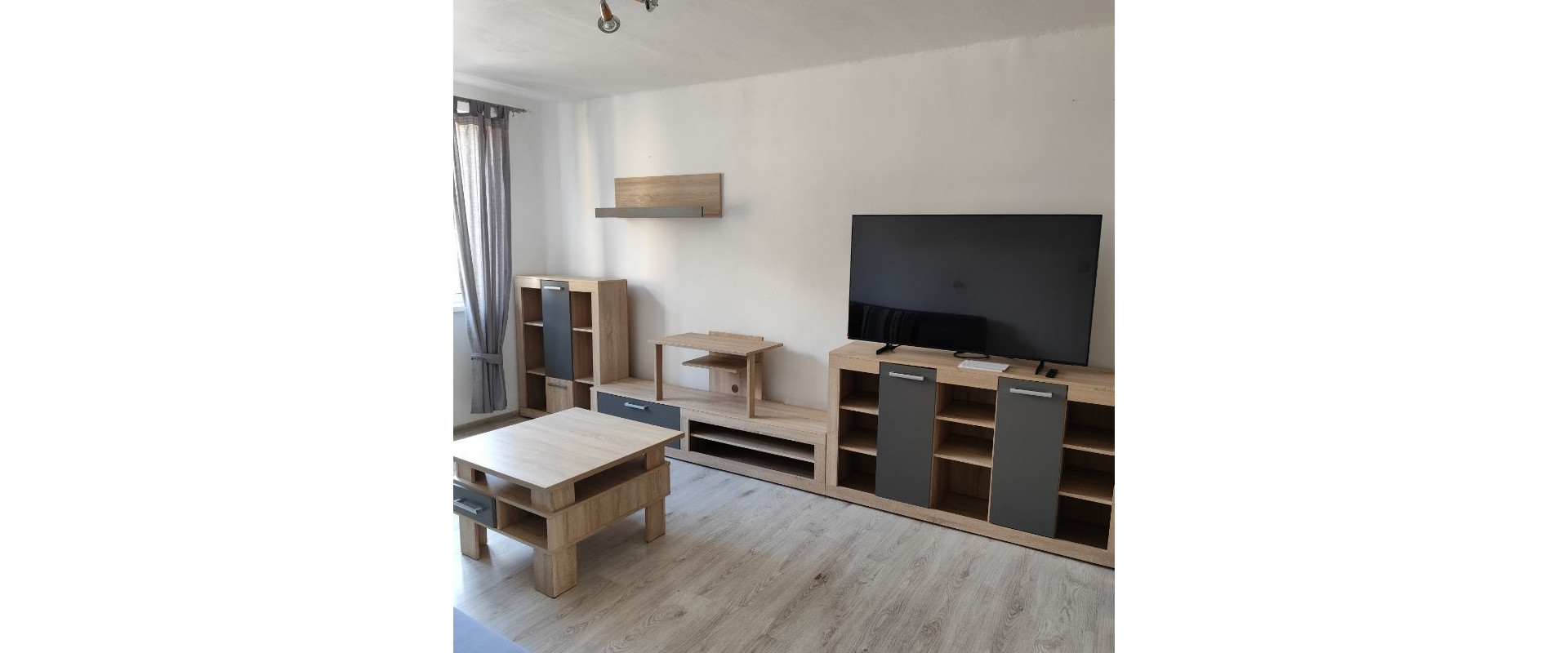 Prenajom 2-izbovy byt v centre Spišskej Novej Vsi