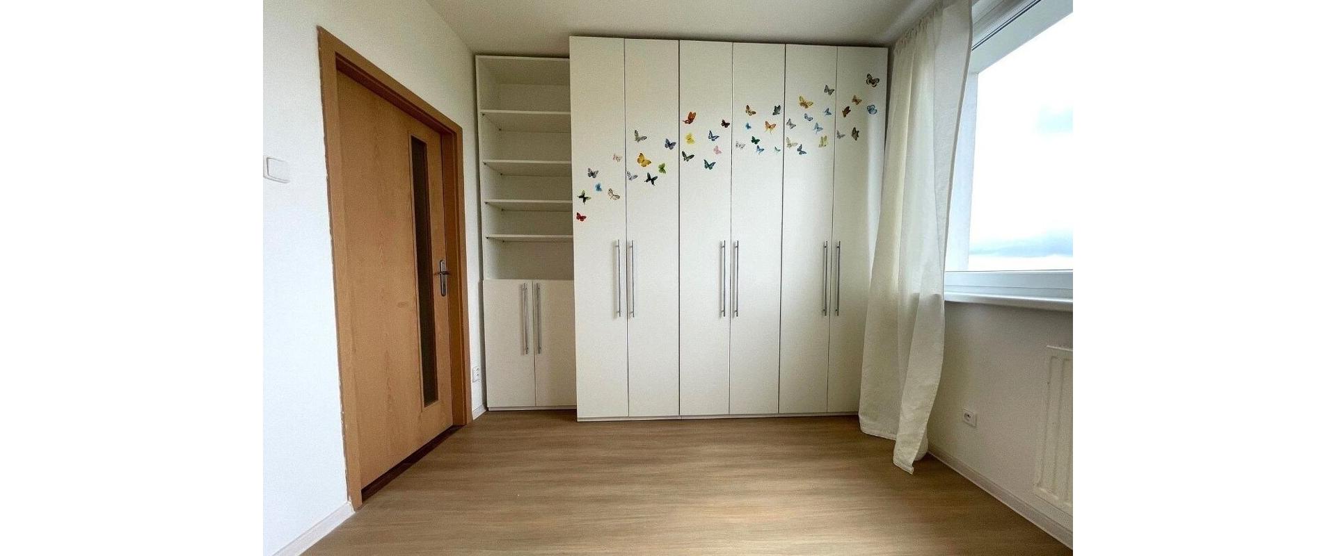 Priestranný 4i byt po rekonštrukcii na predaj!