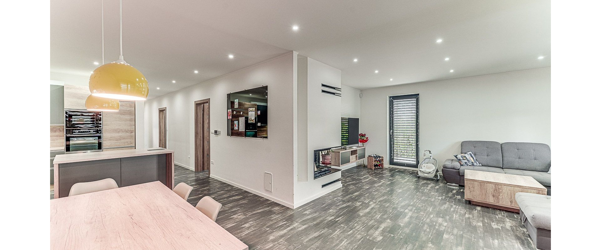 Moderný 5-izbový rodinný dom + bazén a altánok | Veľké Úľany