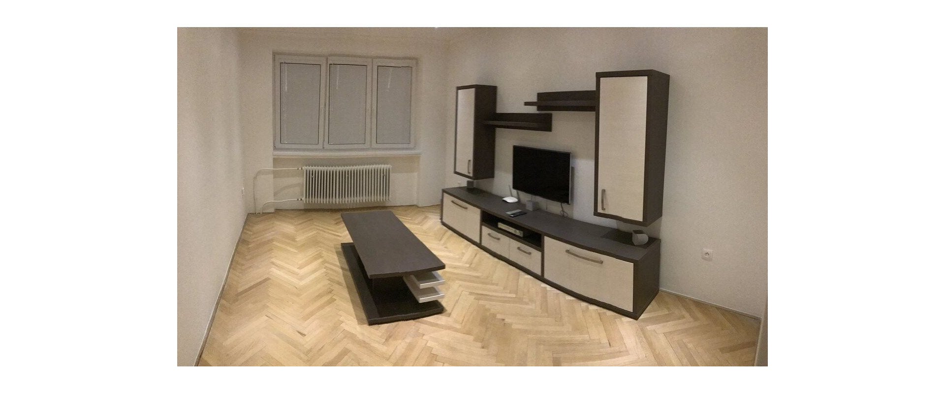 NA PREDAJ Priestranný 3-izbový byt so ZÁHRADOU, GARÁŽOU a VLASTNÝM KÚRENÍM v Galante