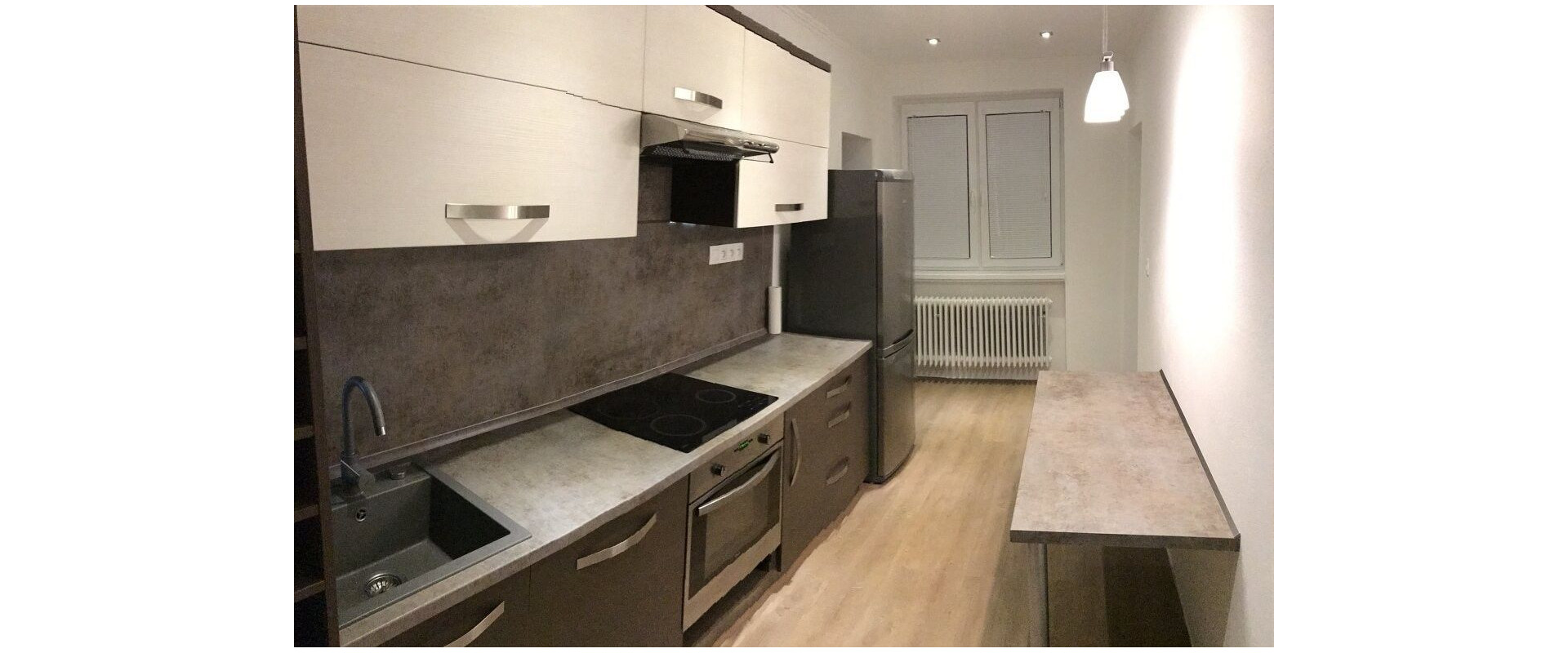 NA PREDAJ Priestranný 3-izbový byt so ZÁHRADOU, GARÁŽOU a VLASTNÝM KÚRENÍM v Galante