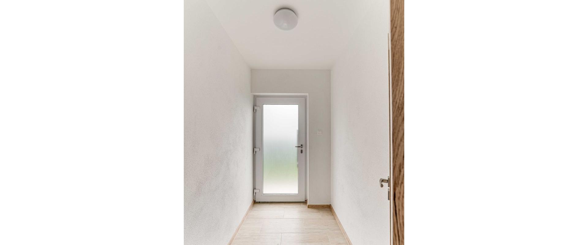 Investujte do kvality života: Novostavba č:2 v Bošanoch s kompletnou občianskou vybavenosťou!