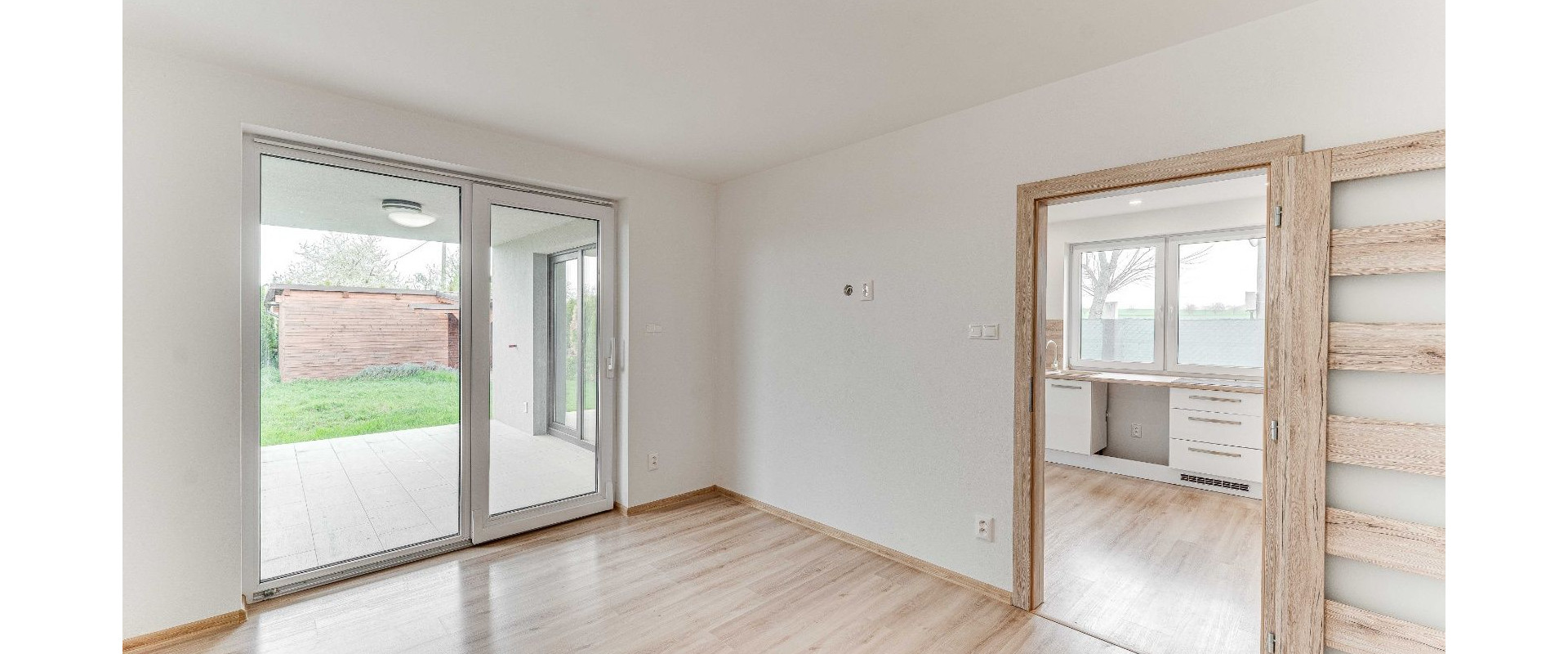 Investujte do kvality života: Novostavba č:1 v Bošanoch s kompletnou občianskou vybavenosťou!