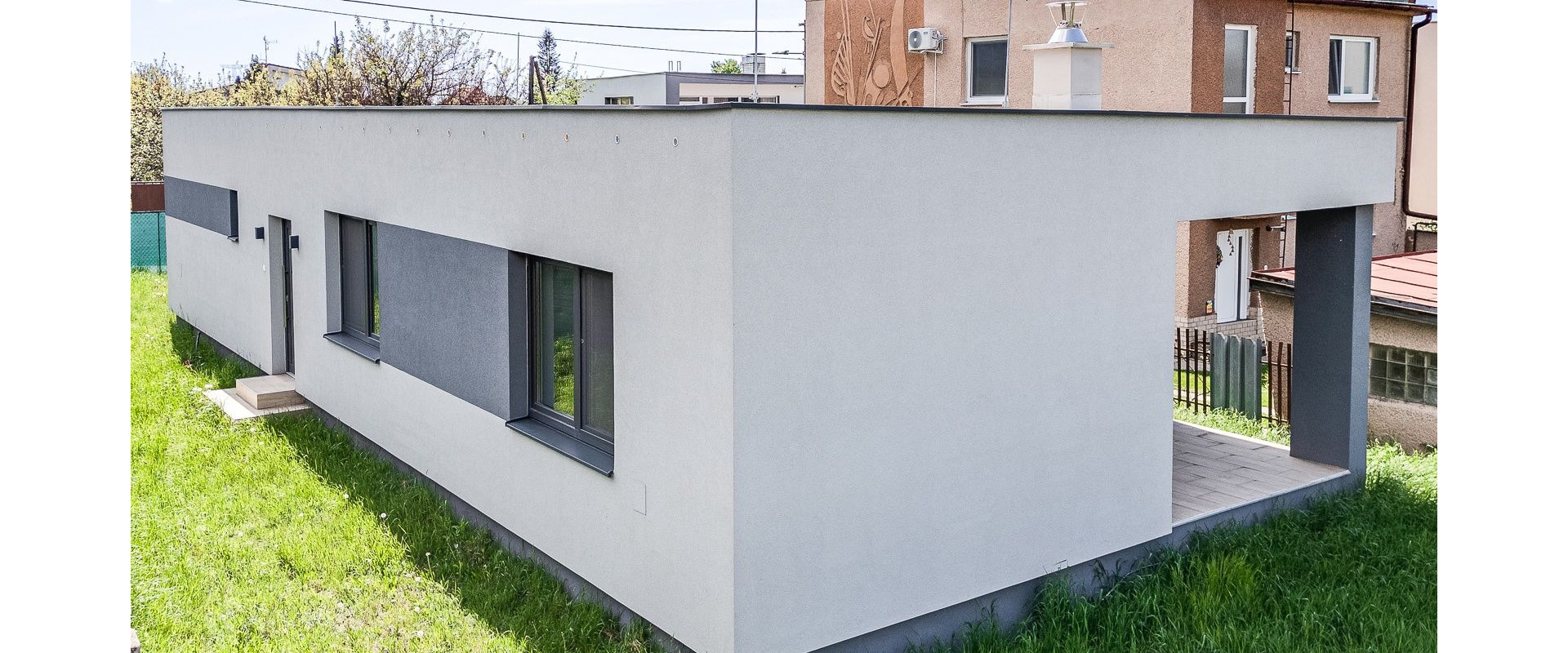 Investujte do kvality života: Novostavba č:1 v Bošanoch s kompletnou občianskou vybavenosťou!