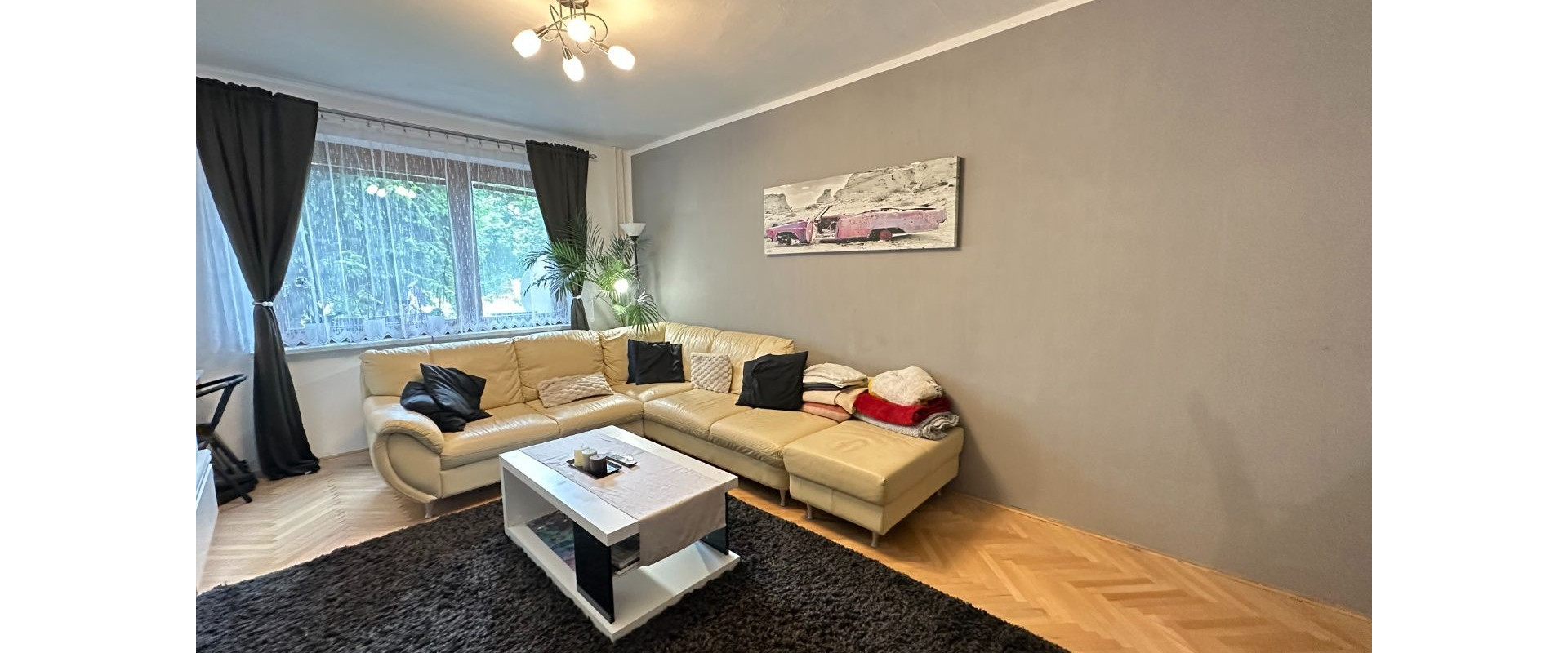 Svetlý 2-izbový byt s loggiou v pokojnej časti Rajca – ideálny na bývanie aj investíciu