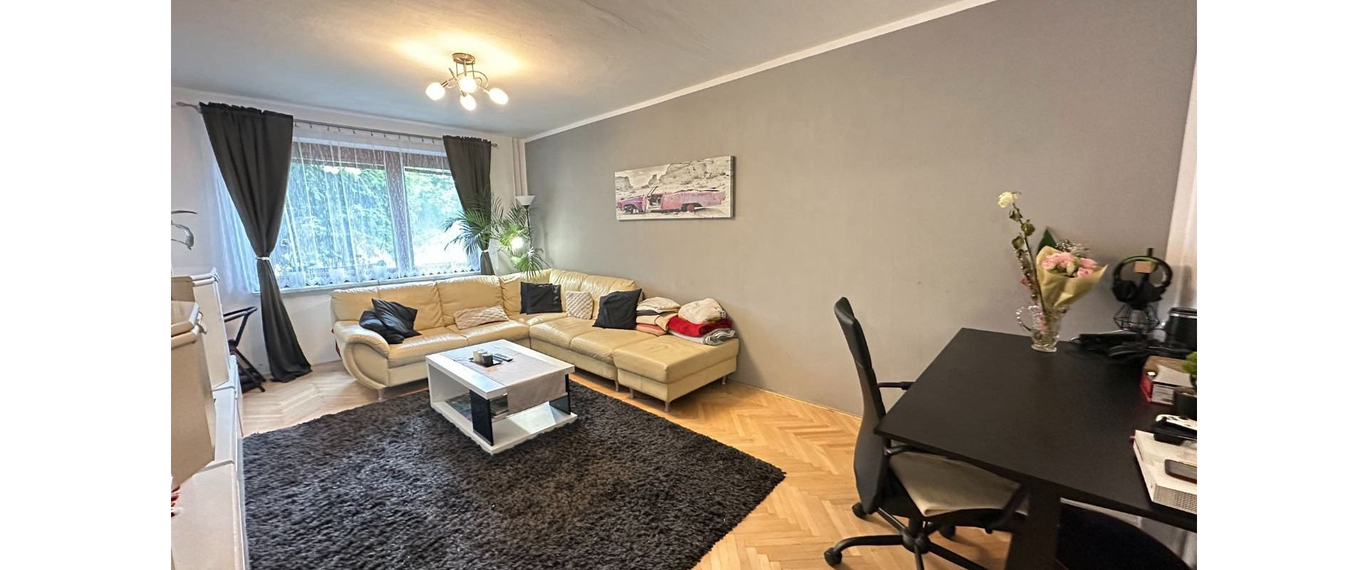 Svetlý 2-izbový byt s loggiou v pokojnej časti Rajca – ideálny na bývanie aj investíciu
