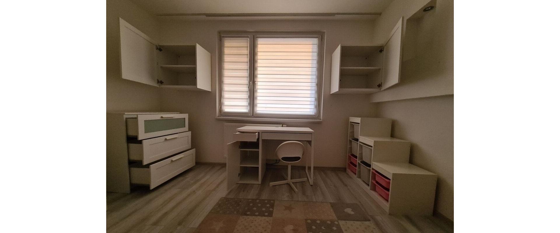 Prenájom 3izb.bytu blízko centra v Trnave na Družbe