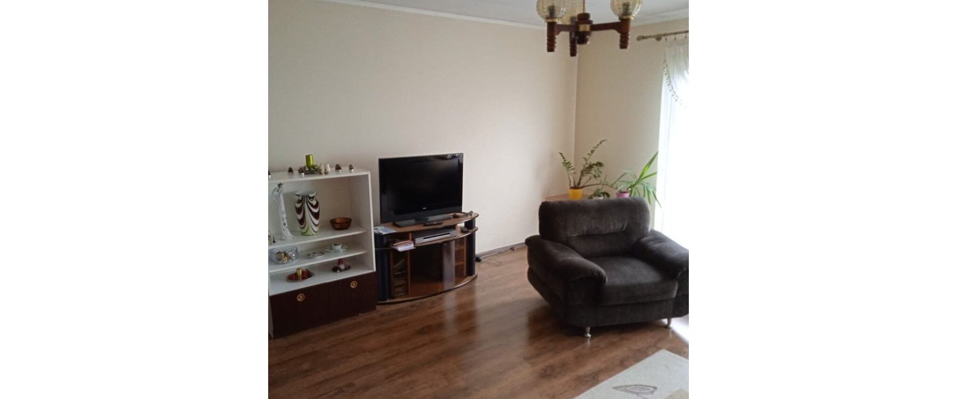 Priestorovo štedrý 4-izbový byt v rodinnom dome v obci Stará Bystrica