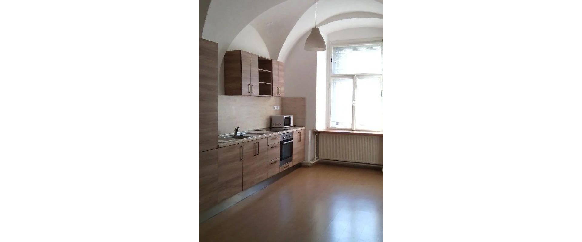 Prenájom 2-izbového bytu priamo v centre