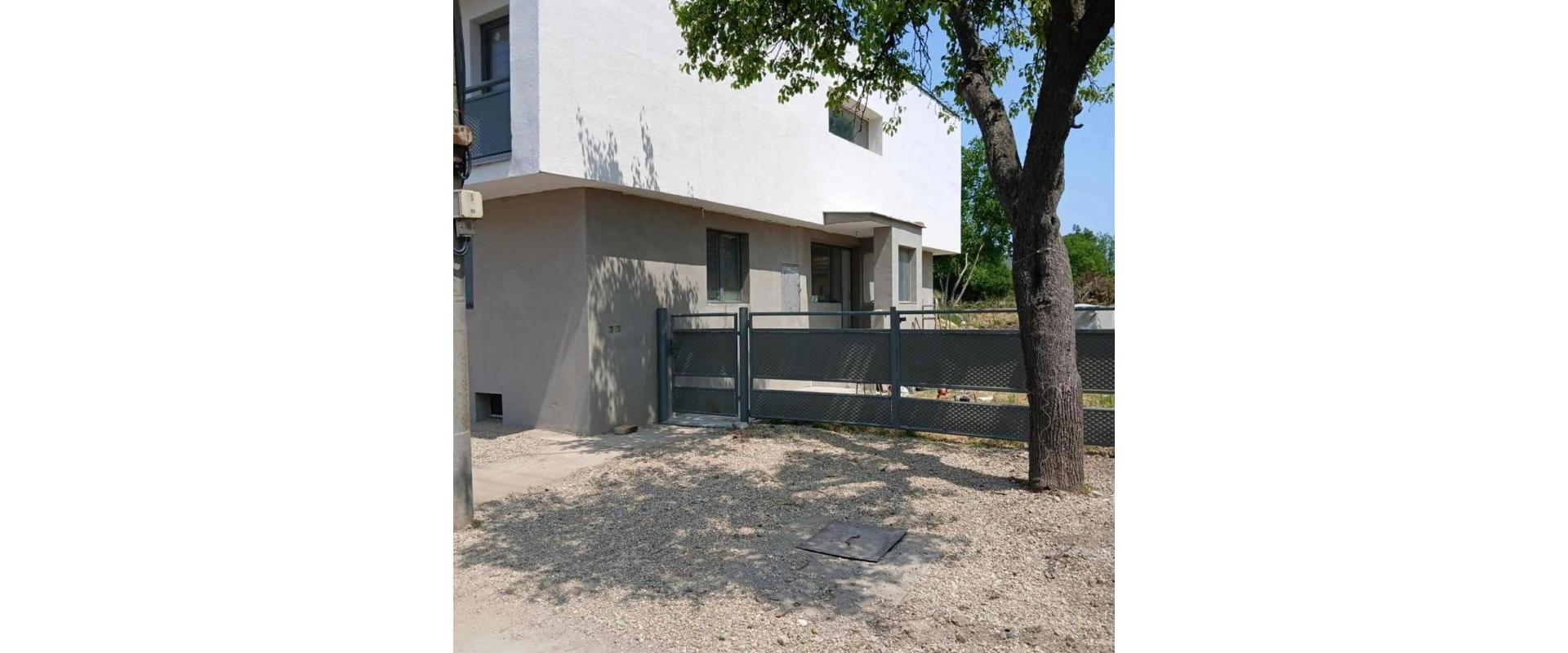 Na predaj viacgeneračný rodinný kompletne zrekonštruovaný dom v obci Jasová