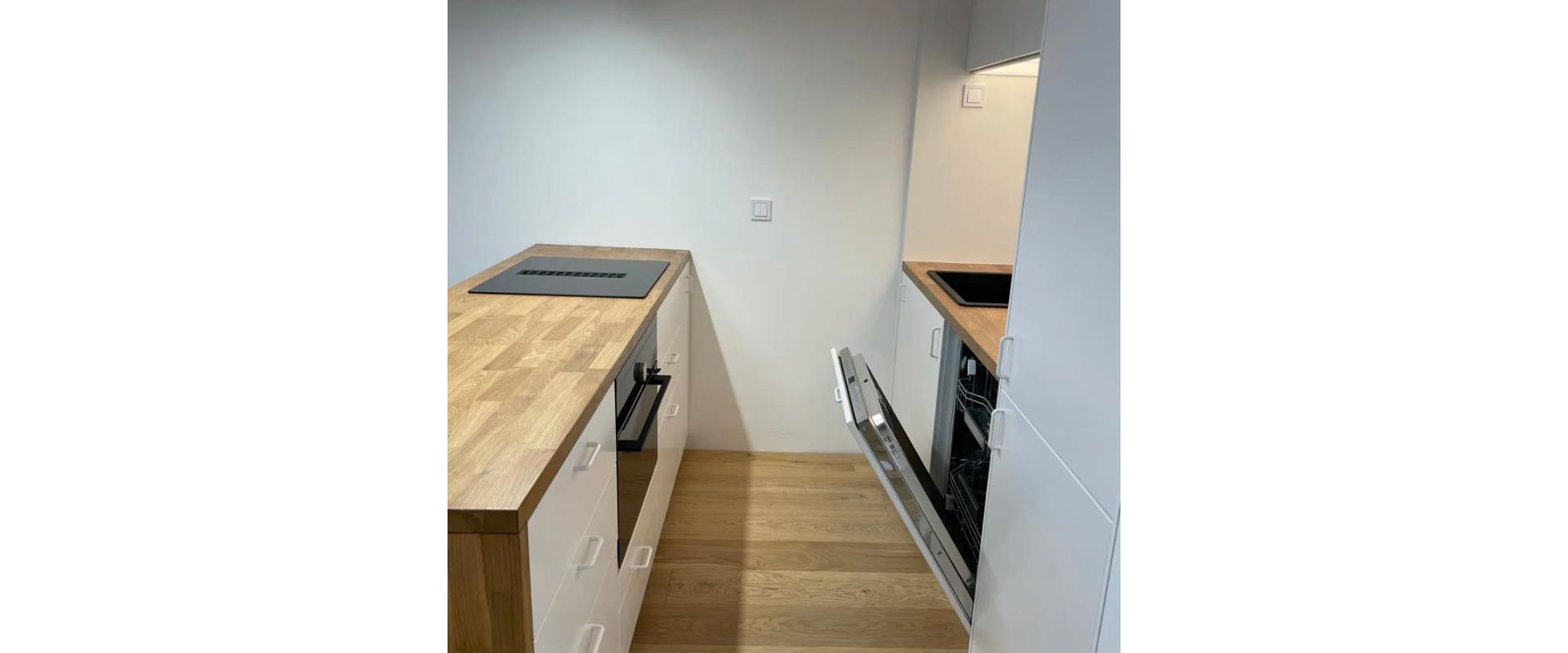 JKVreal ponúka na predaj: Kompletne zrekonštruovaný 5-izbový rodinný dom v Ivanke pri Dunaji | Bernolákovská ulica | Priamo od majiteľa