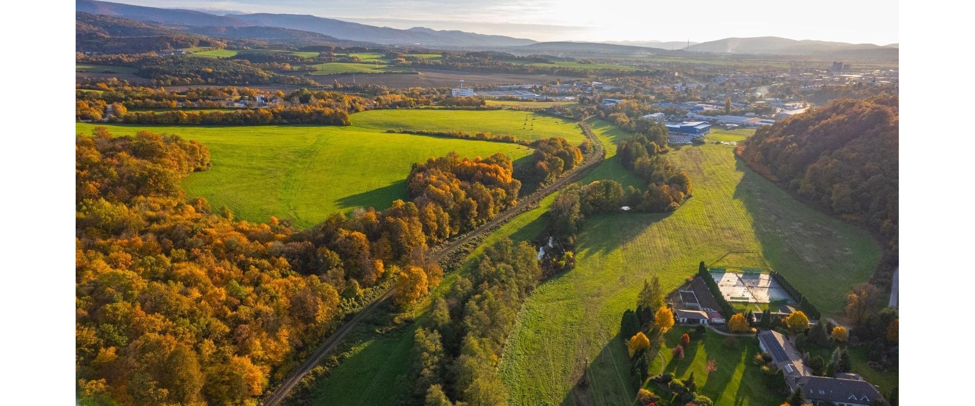JKV REAL ponúka na predaj pozemok v lukratívnej časti mesta Prievidza Na Karasiny
