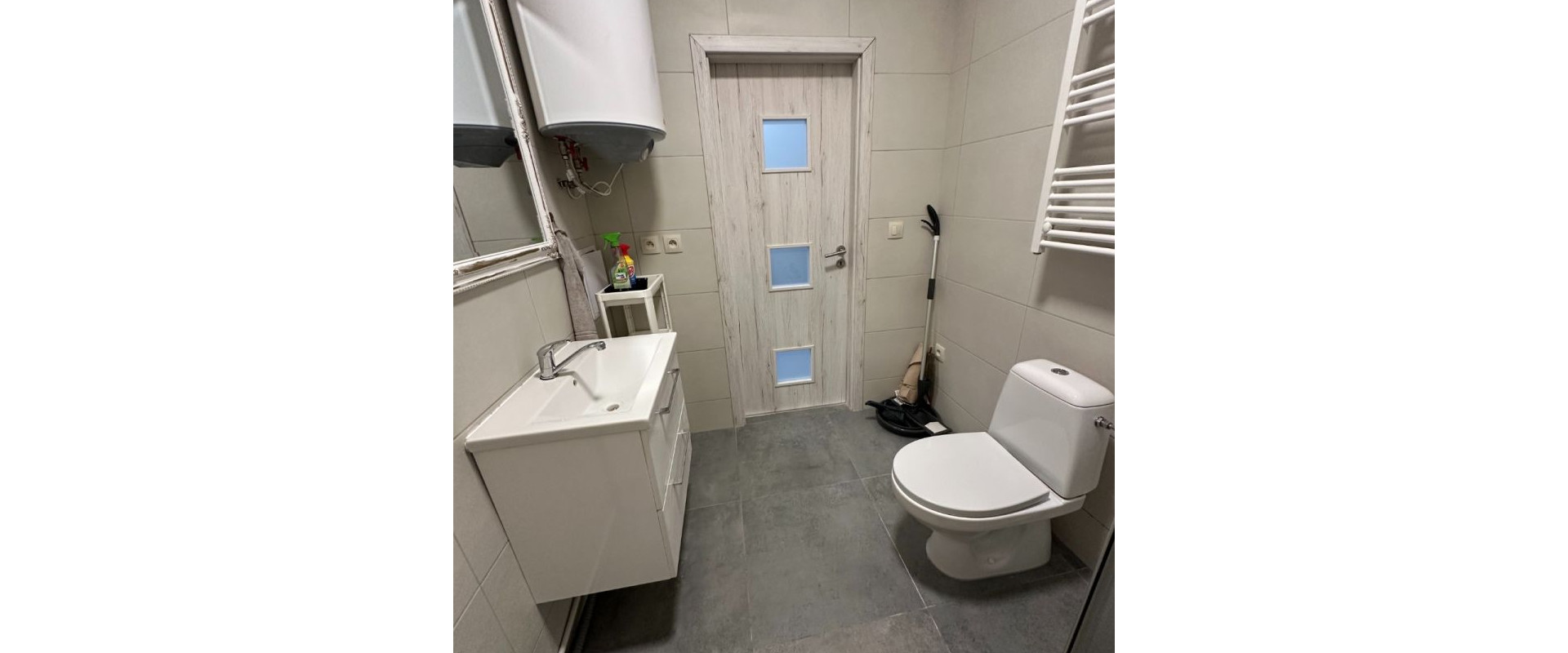 Na predaj veľká garsonka komplet zariadená