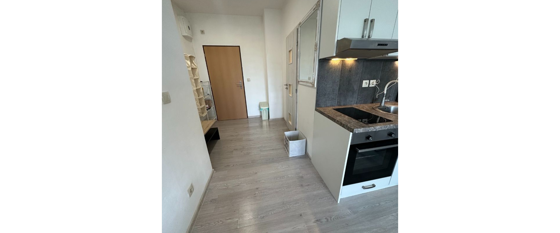 Na predaj veľká garsonka komplet zariadená