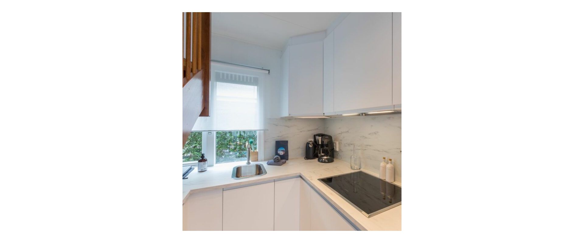 JKVreal ponúka na predaj kompletne zrekonštruovaný a plne zariadený 2-izbový byt vo vyhľadávanej lokalite Bratislava – Ružinov, na Martinčekovej ulici.