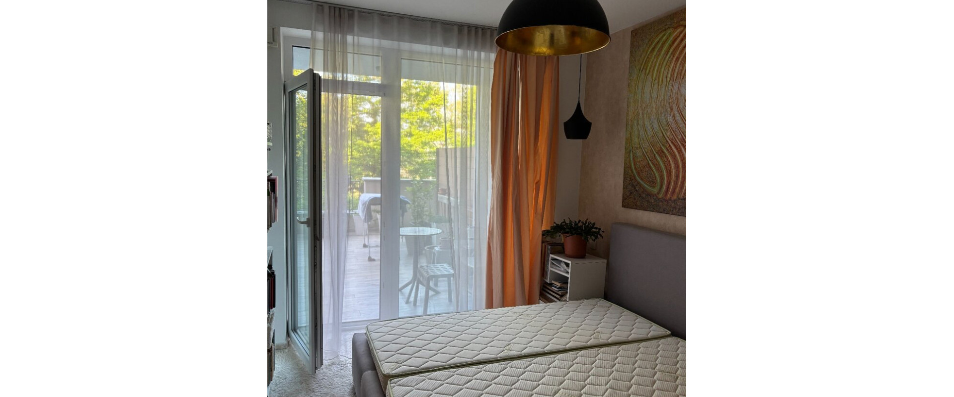 JKVreal ponúka na predaj priestranný 2-izbový byt v tichej lokalite pod Karpatmi