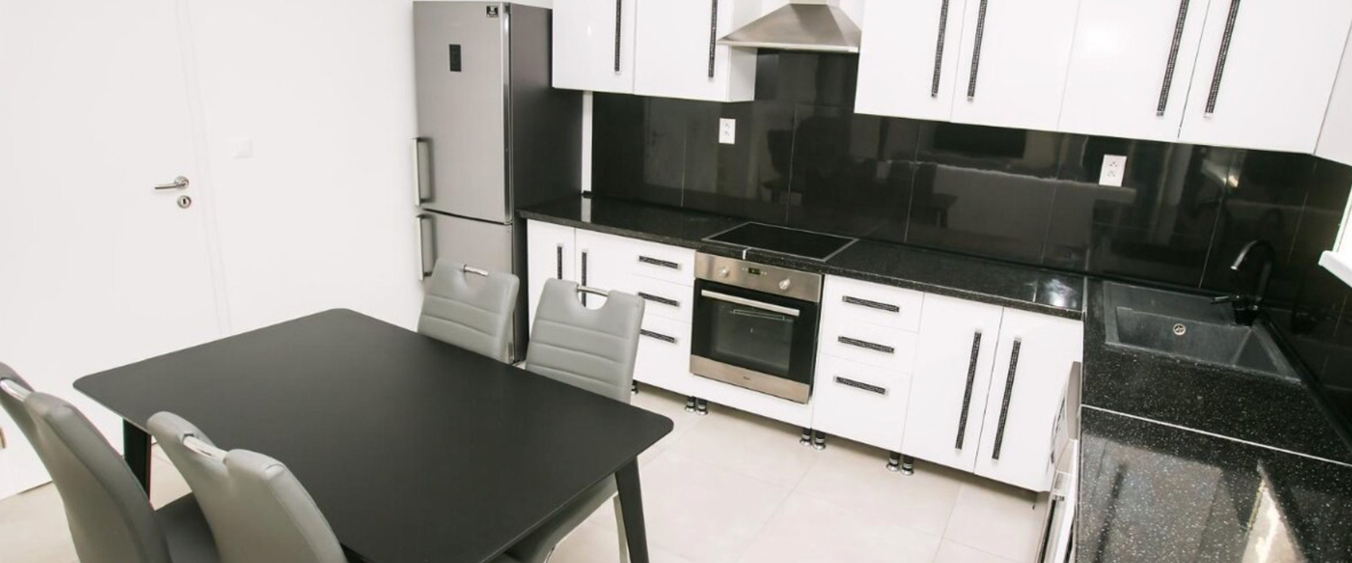 JKV REAL ponúka 2 domy v Stupave