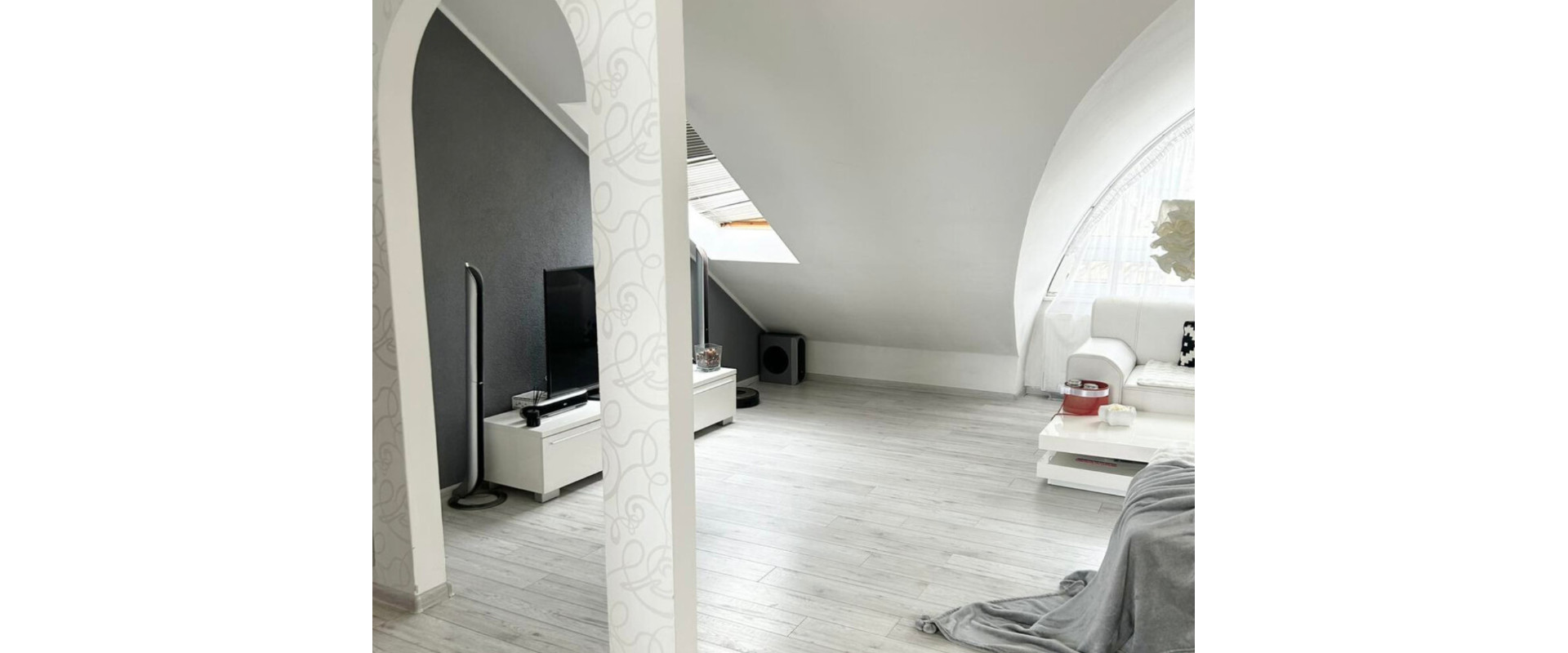 Nádherný klimatizovaný 4-izbový byt na Bulvári