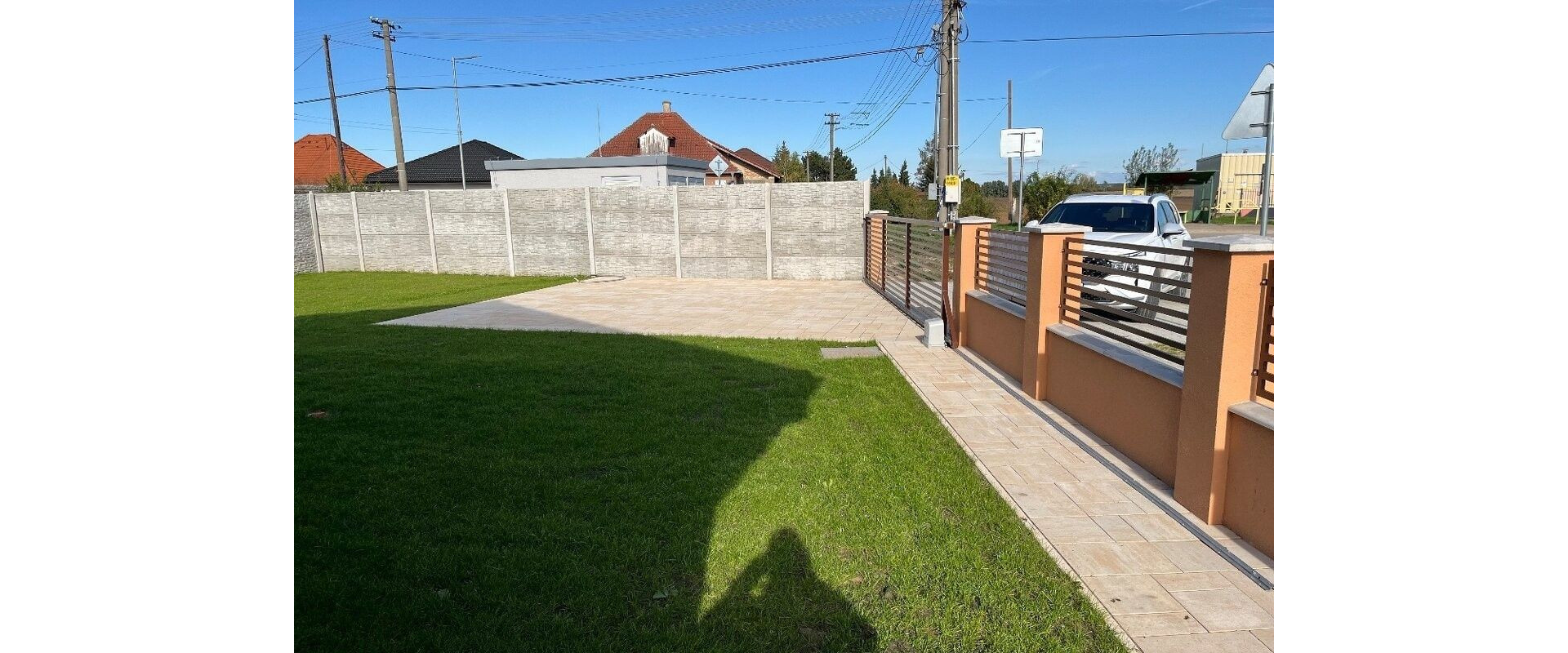 Investujte do kvality života: Novostavba vo Dvoroch nad Žitavou s kompletnou občianskou vybavenosťou!