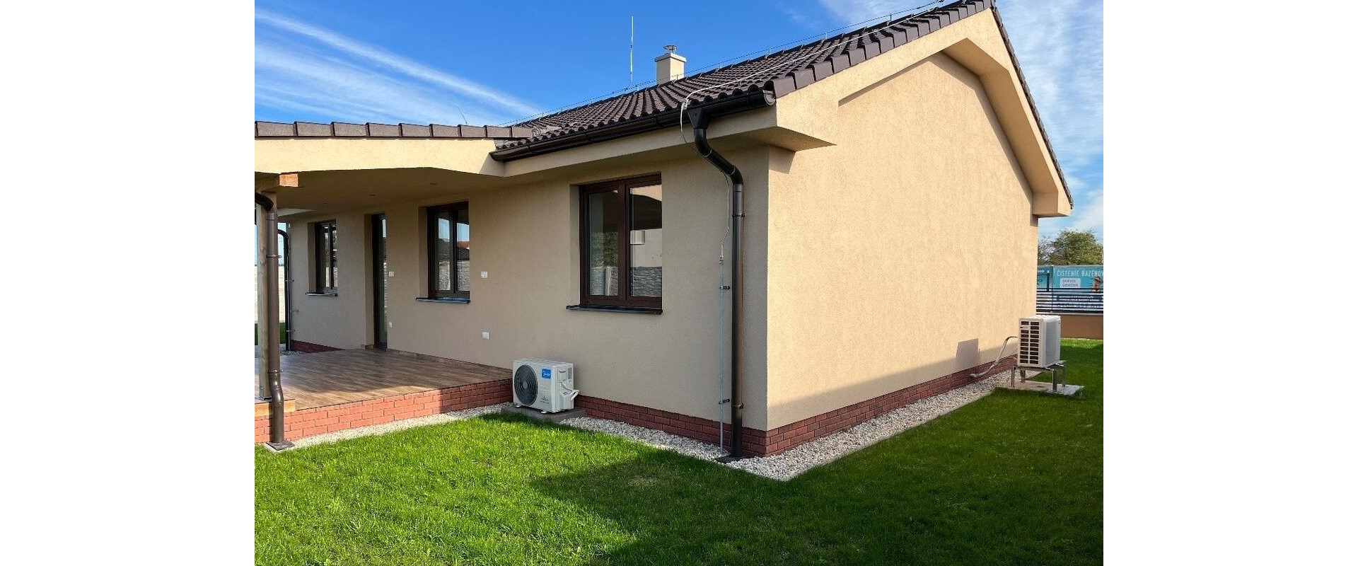 Investujte do kvality života: Novostavba vo Dvoroch nad Žitavou s kompletnou občianskou vybavenosťou!