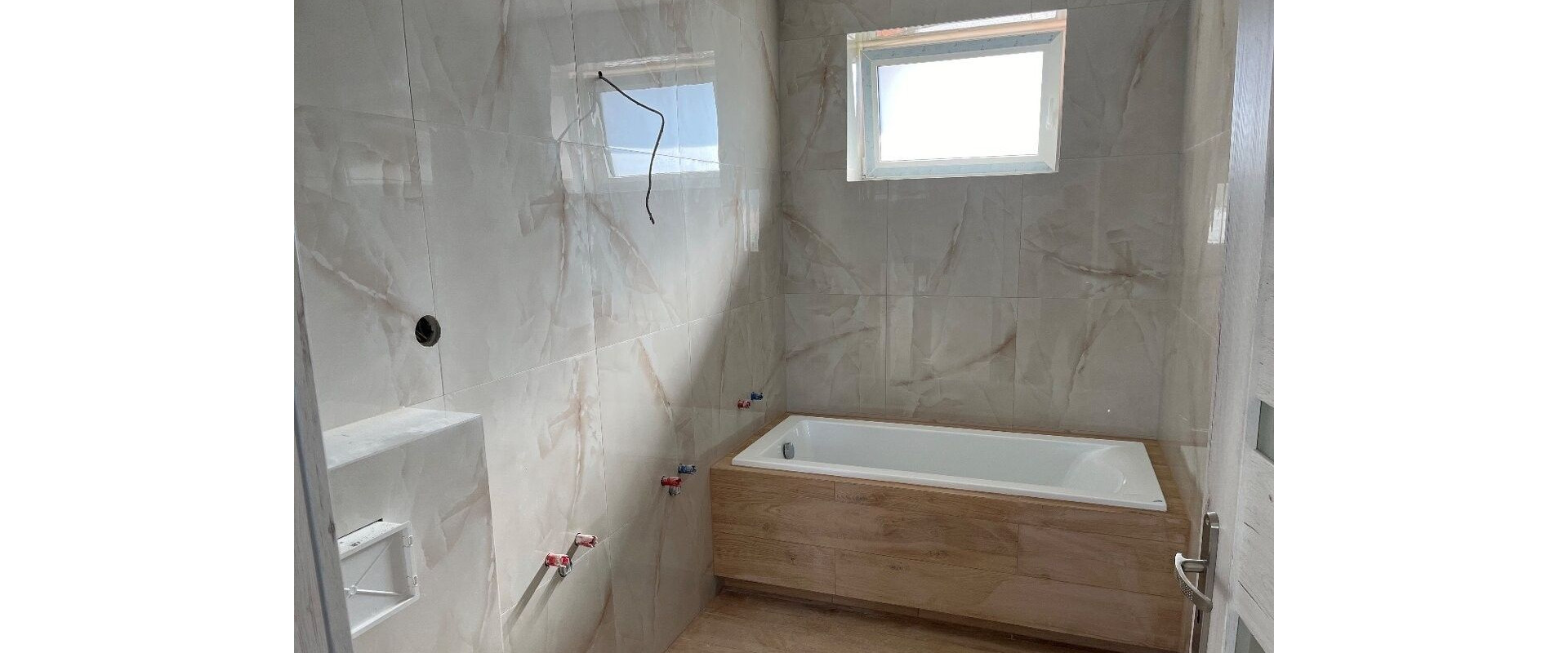 Investujte do kvality života: Novostavba vo Dvoroch nad Žitavou s kompletnou občianskou vybavenosťou!