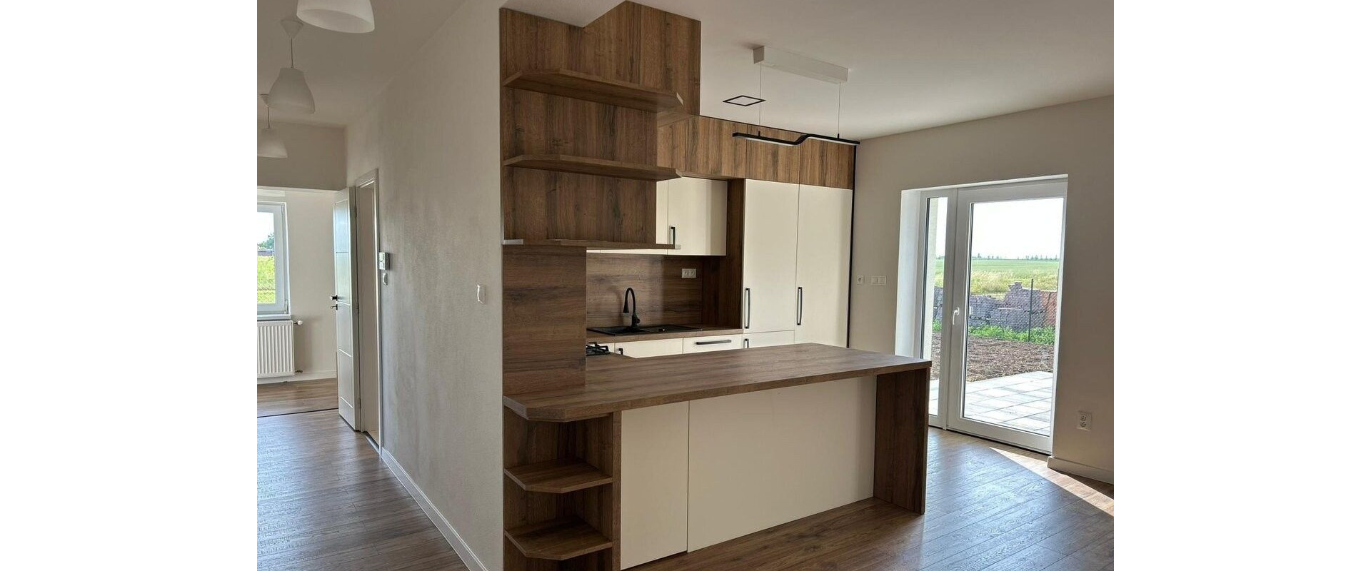 Na predaj krásny kompletne zrekonštruovaný a zariadený dom v obci Branovo pripravený na nasťahovanie.