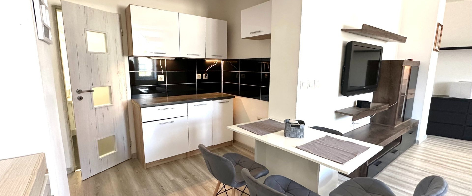 Na predaj klimatizovaný, veľmi pekný - dvojizbový