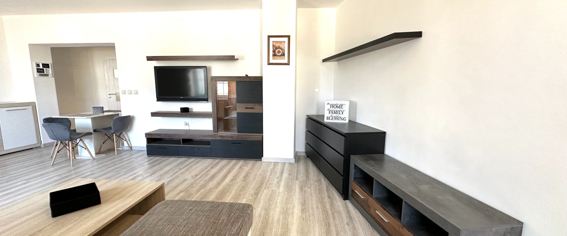 Na predaj klimatizovaný, veľmi pekný - dvojizbový