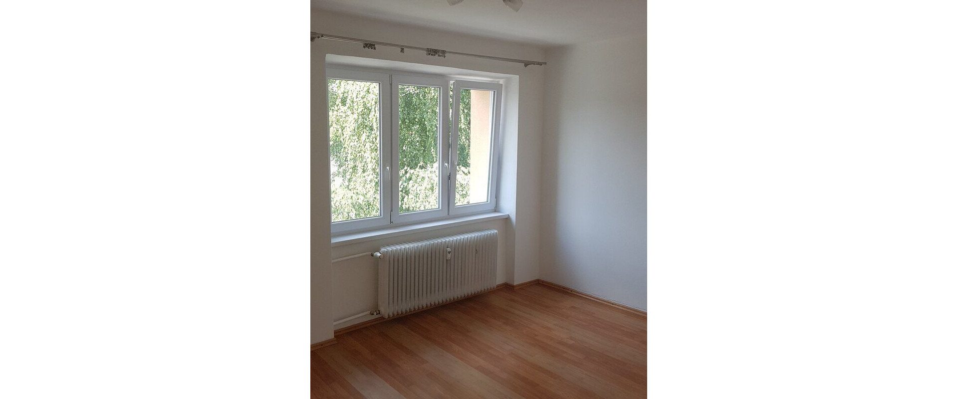 Ponuka na dlhodobý prenájom  3-izbový byt v centre Prešova na Baštovej ulici