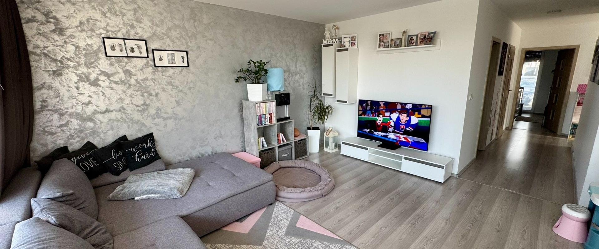 PREDANÉ - 3 izbový byt (75m2) so záhradkou (84m2) a parkovacím miestom - Košúty