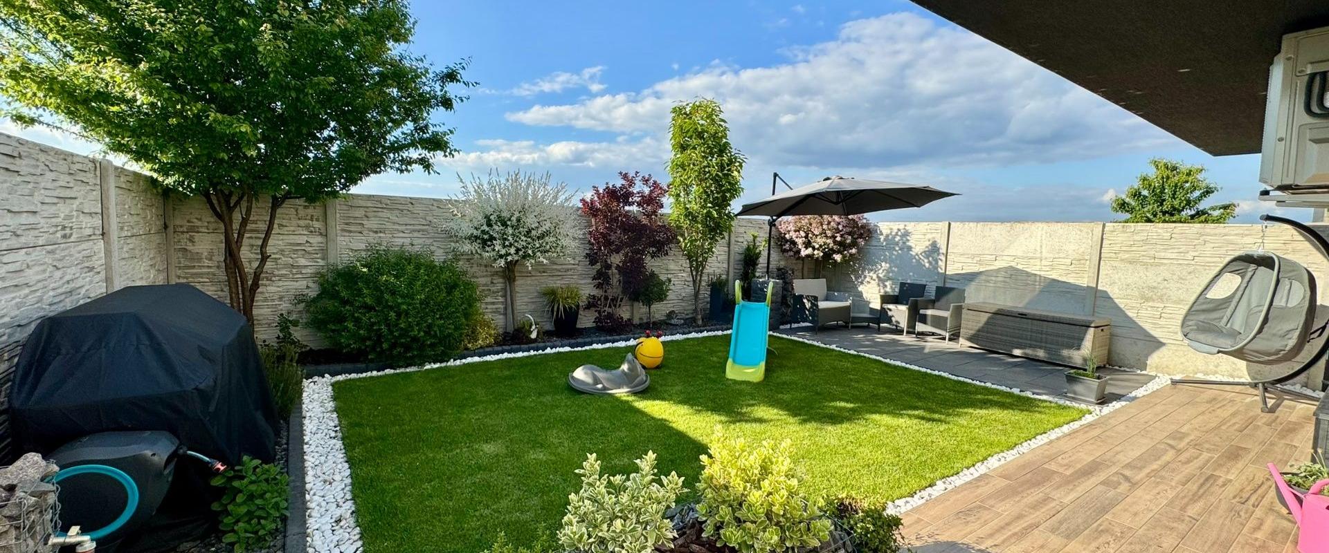 PREDANÉ - 3 izbový byt (75m2) so záhradkou (84m2) a parkovacím miestom - Košúty