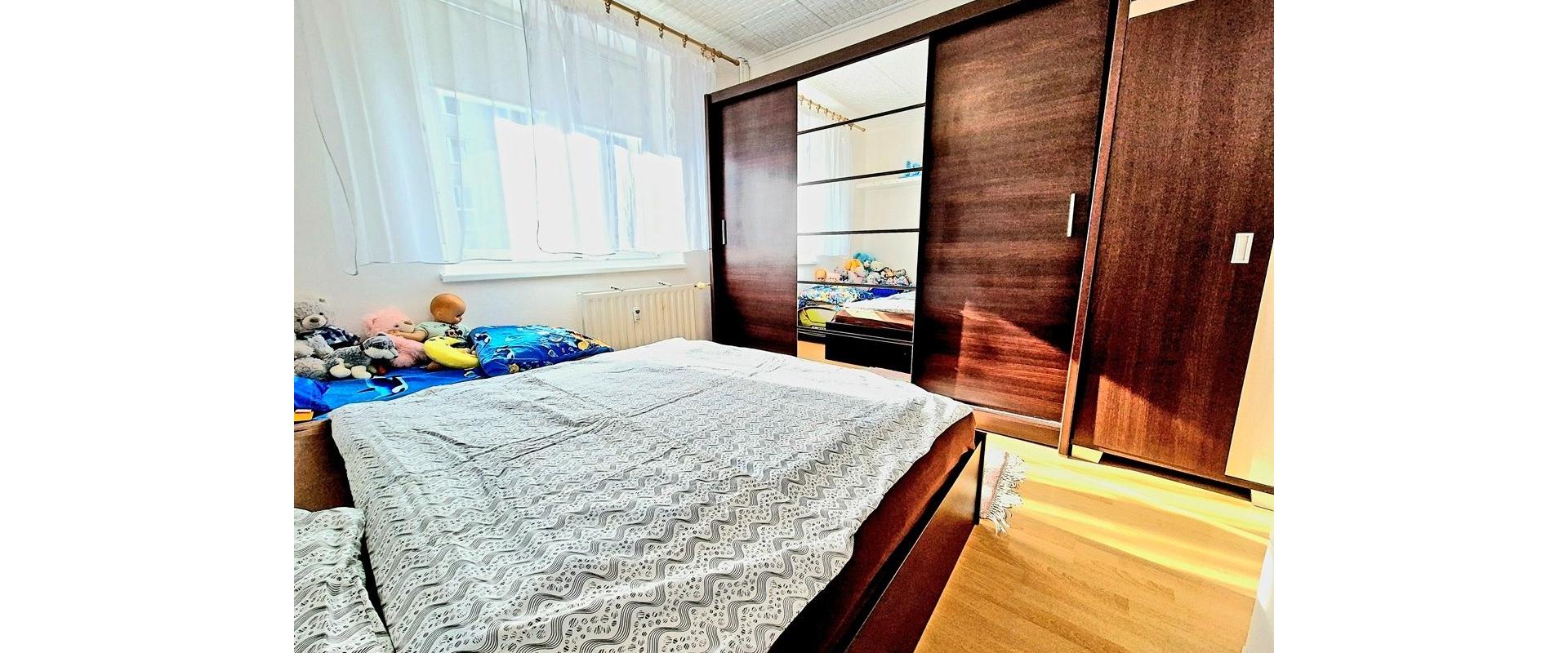 PREDANÉ JKV REAL Vám ponúka pekný, priestranný, slnečný 3 izbový byt na predaj v Malackách