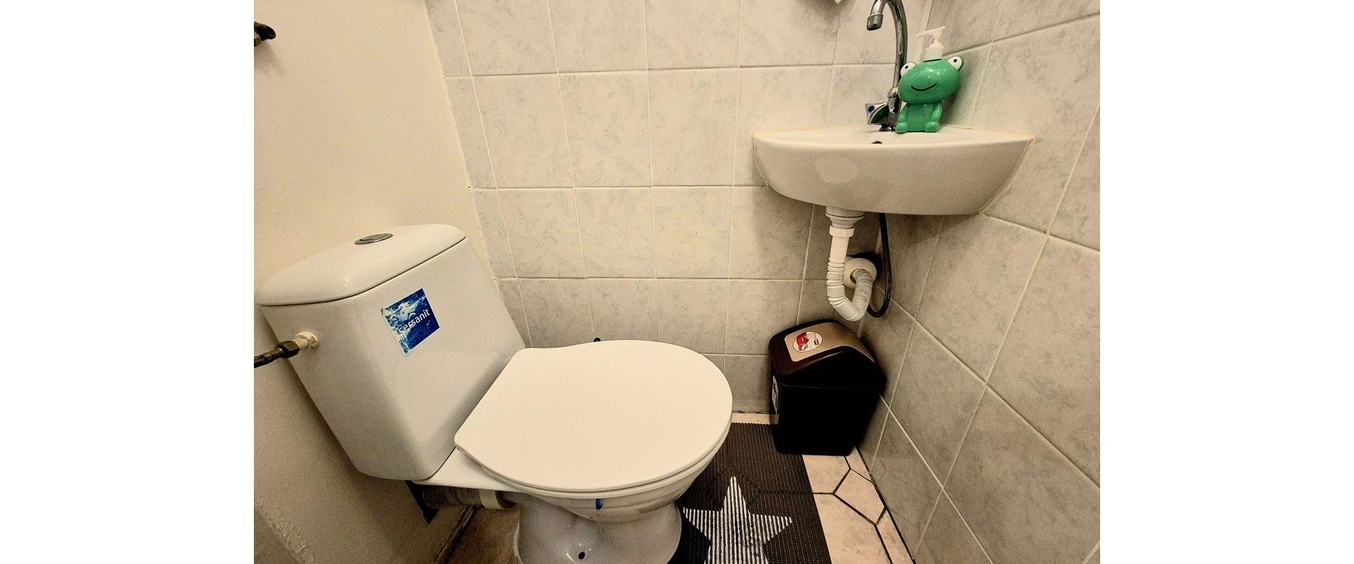 PREDANÉ JKV REAL Vám ponúka pekný, priestranný, slnečný 3 izbový byt na predaj v Malackách