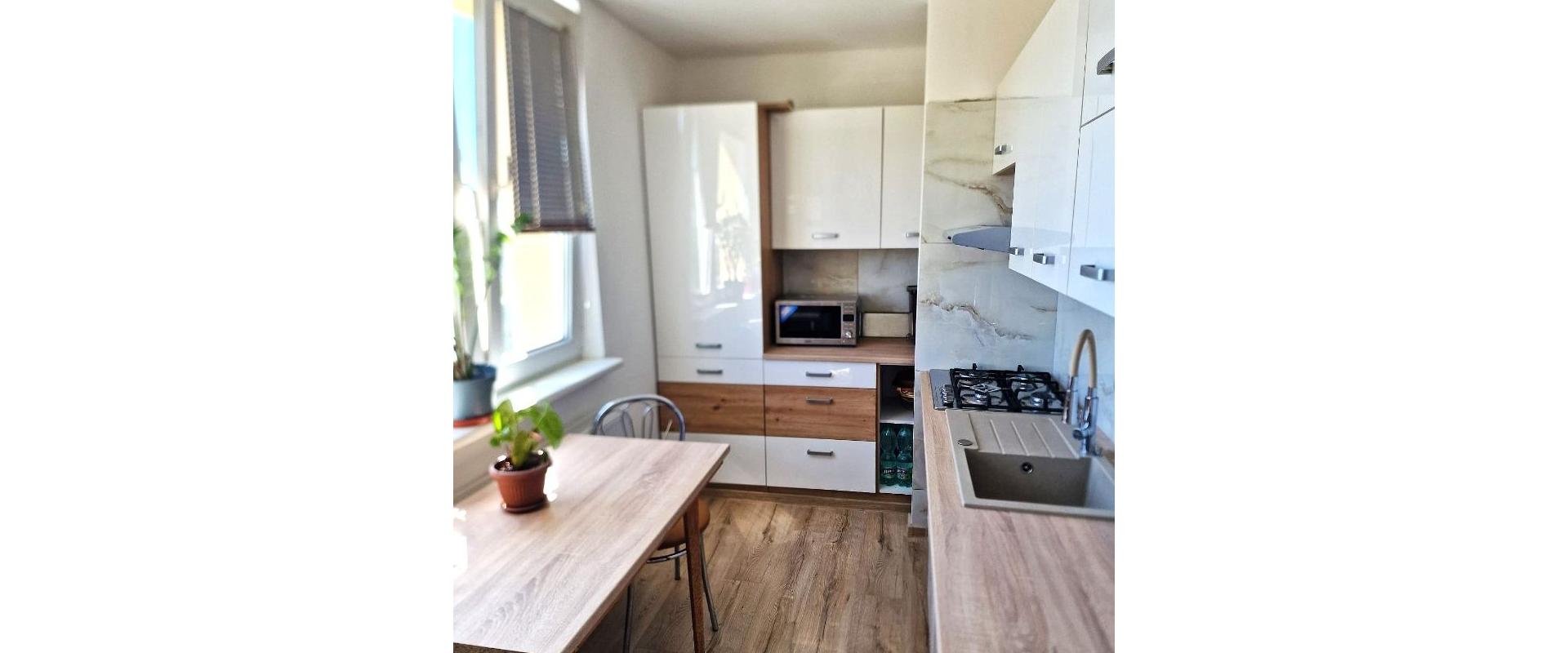 Na predaj  2 izbovy byt na sidlisku III