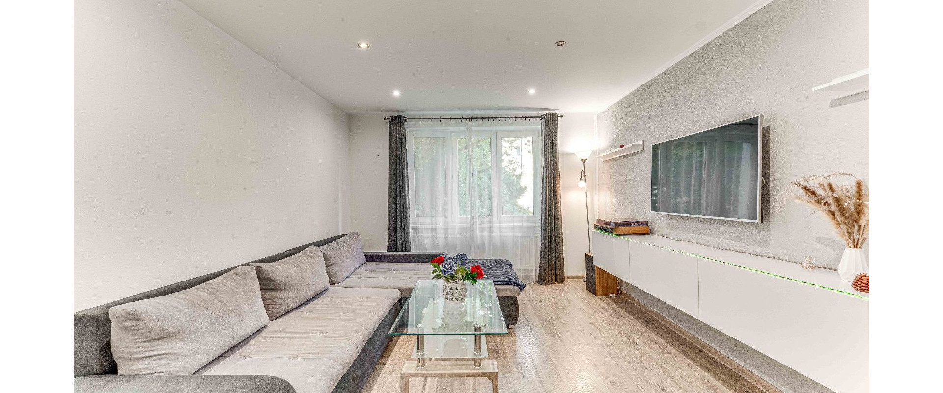 REZERVOVANÉ! Na predaj zrekonštruovaný 2i byt kúsok od Centra BB!