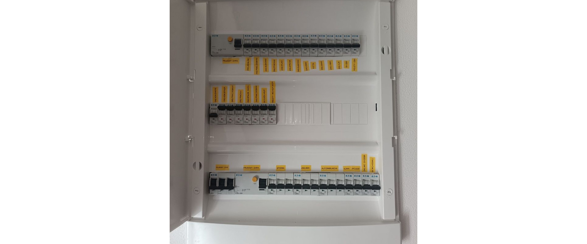 Rodinný dom na predaj : Moderný bungalov – Precízne navrhnutý domov s dôrazom na pohodlie a úsporu energií (3D vizualizácia)