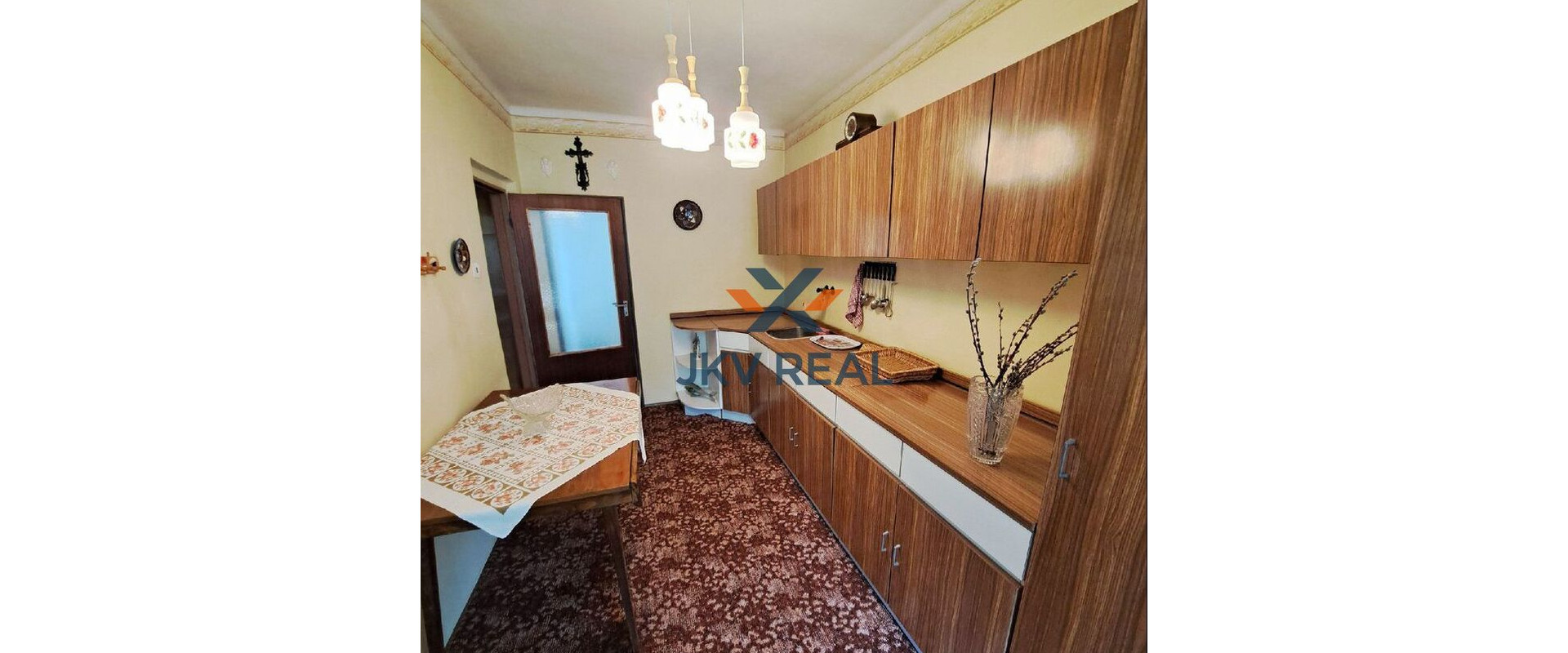 Na predaj: Poschodový rodinný dom s veľkým pozemkom – Zbudza (7 km od Michaloviec)