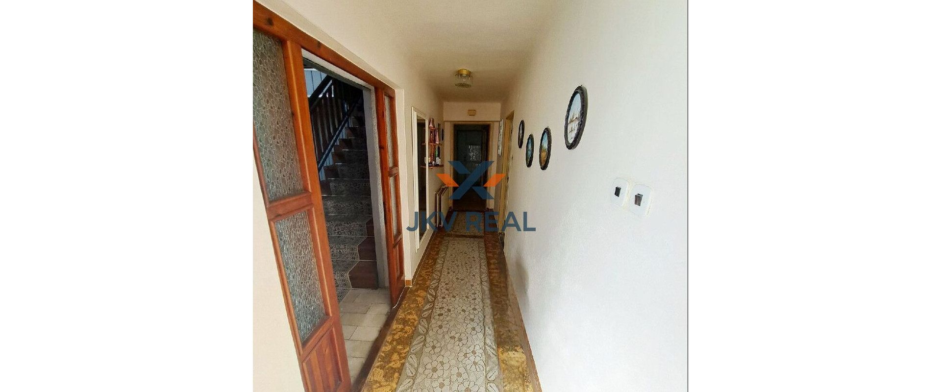 Na predaj: Poschodový rodinný dom s veľkým pozemkom – Zbudza (7 km od Michaloviec)