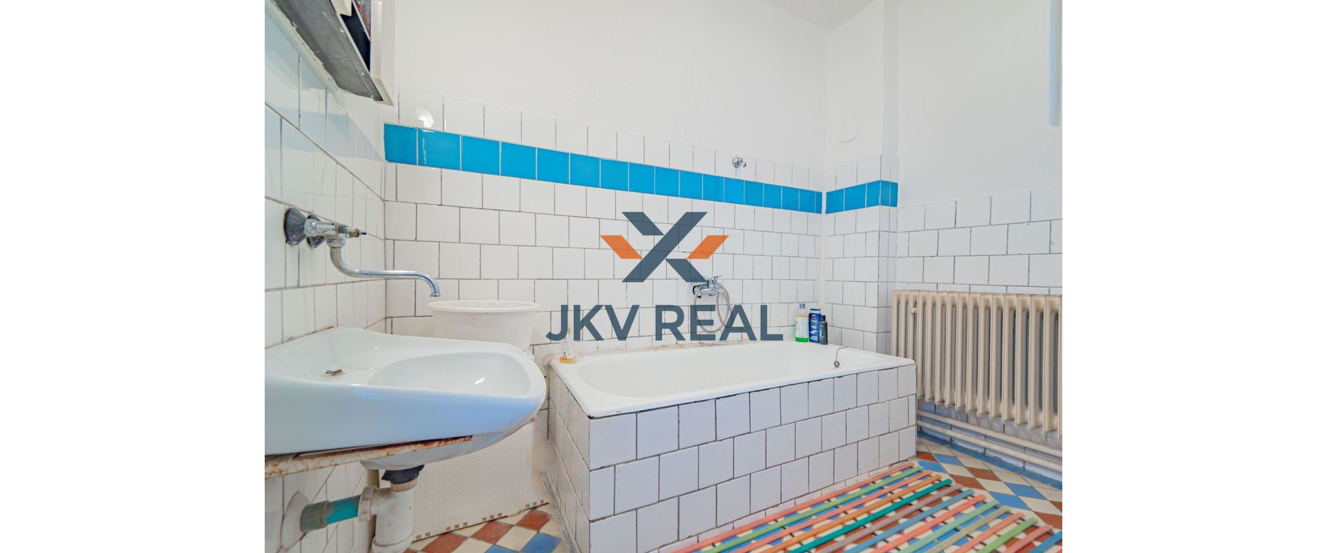 REZERVOVANÉ ! JKV REAL ponúka na predaj rodinný dom na priestrannom pozemku v kľudnej lokalite !