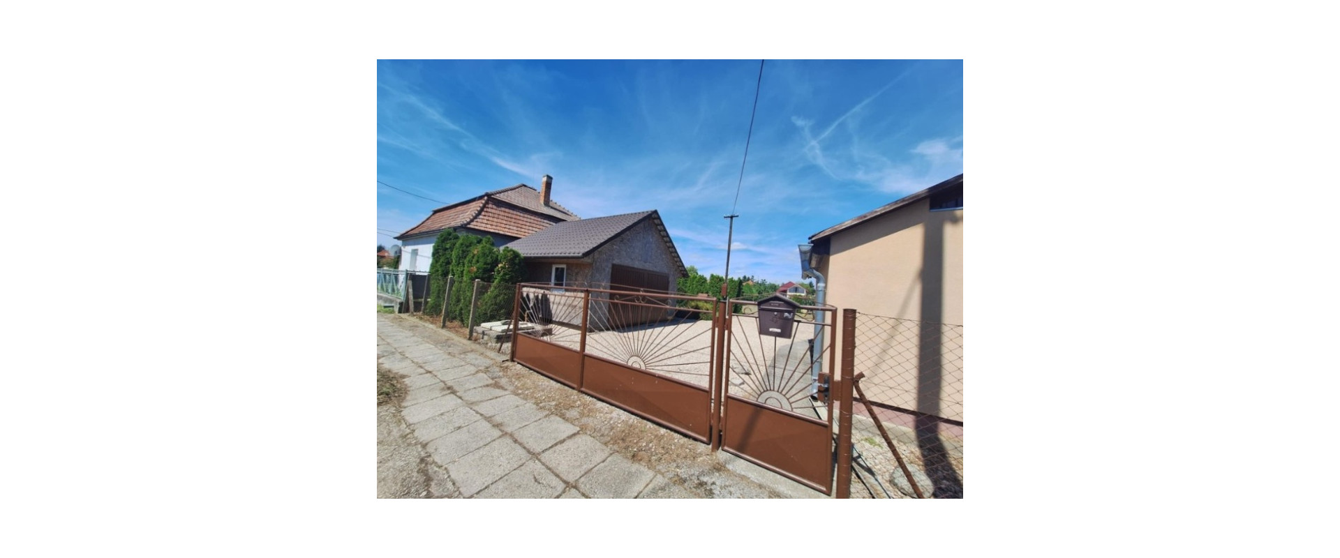 Na predaj prerobený rodinný dom v Kmeťove