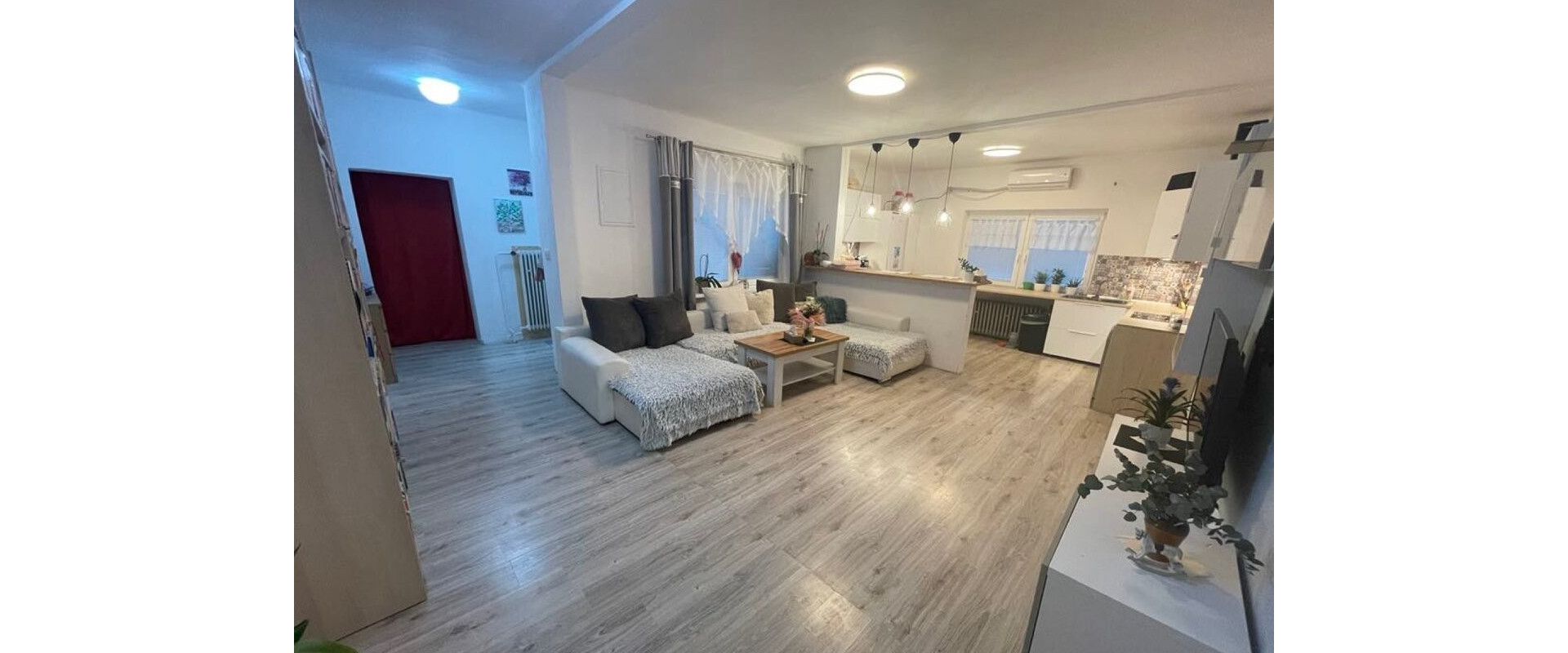 Na predaj kompletne prerobený rodinný dom v Hurbanove